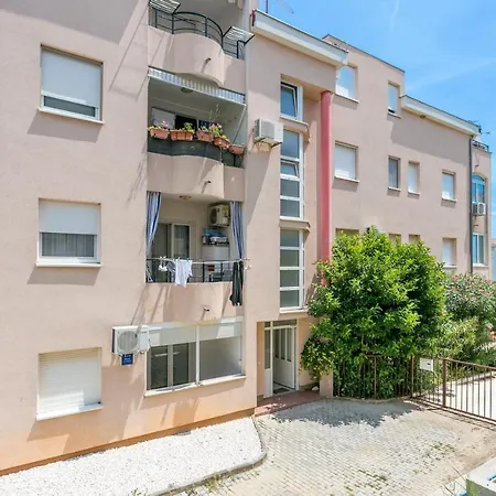 With Parking Space Kastel Stafilic, - 20926 شقة Kaštela