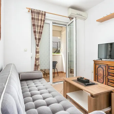 With Parking Space Kastel Stafilic, - 20926 شقة Kaštela